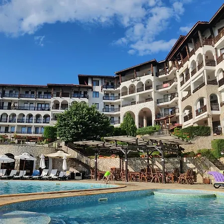 アパート Manastira-2