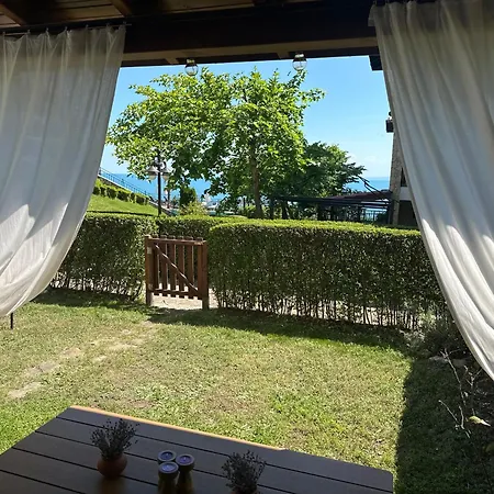 アパート Manastira-2